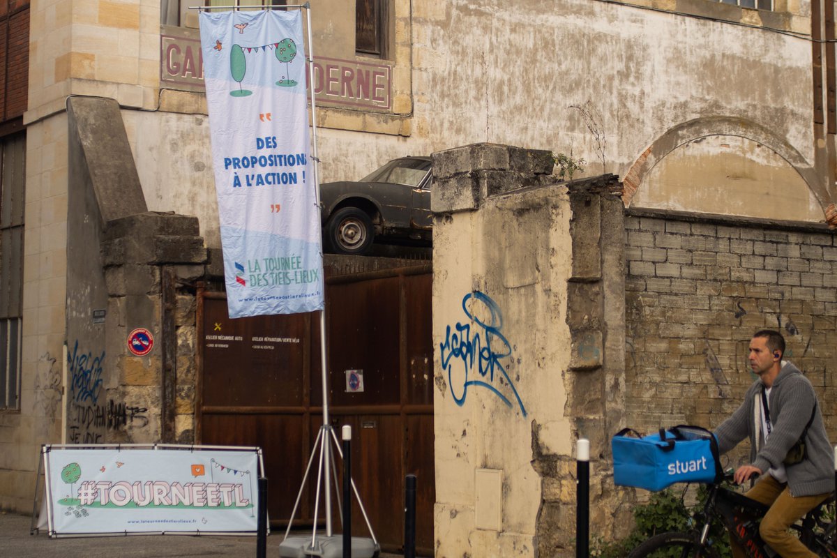 TourneeTL's tweet photo. ⏰ Plus que quelques minutes avant le lancement de l'étape #6 de la #TourneeTL au #GarageModerne à @Bordeaux 

RDV de 14h à 20h au 1 Rue des Étrangers, 33300 Bordeaux https://t.co/Sekw3Piox2