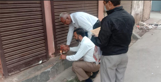 YogeshJagran's tweet photo. नगर निगम ने 14 इकाईयों को किया सील  https://t.co/wdPKKXNpVh https://t.co/RLvLojzXqW