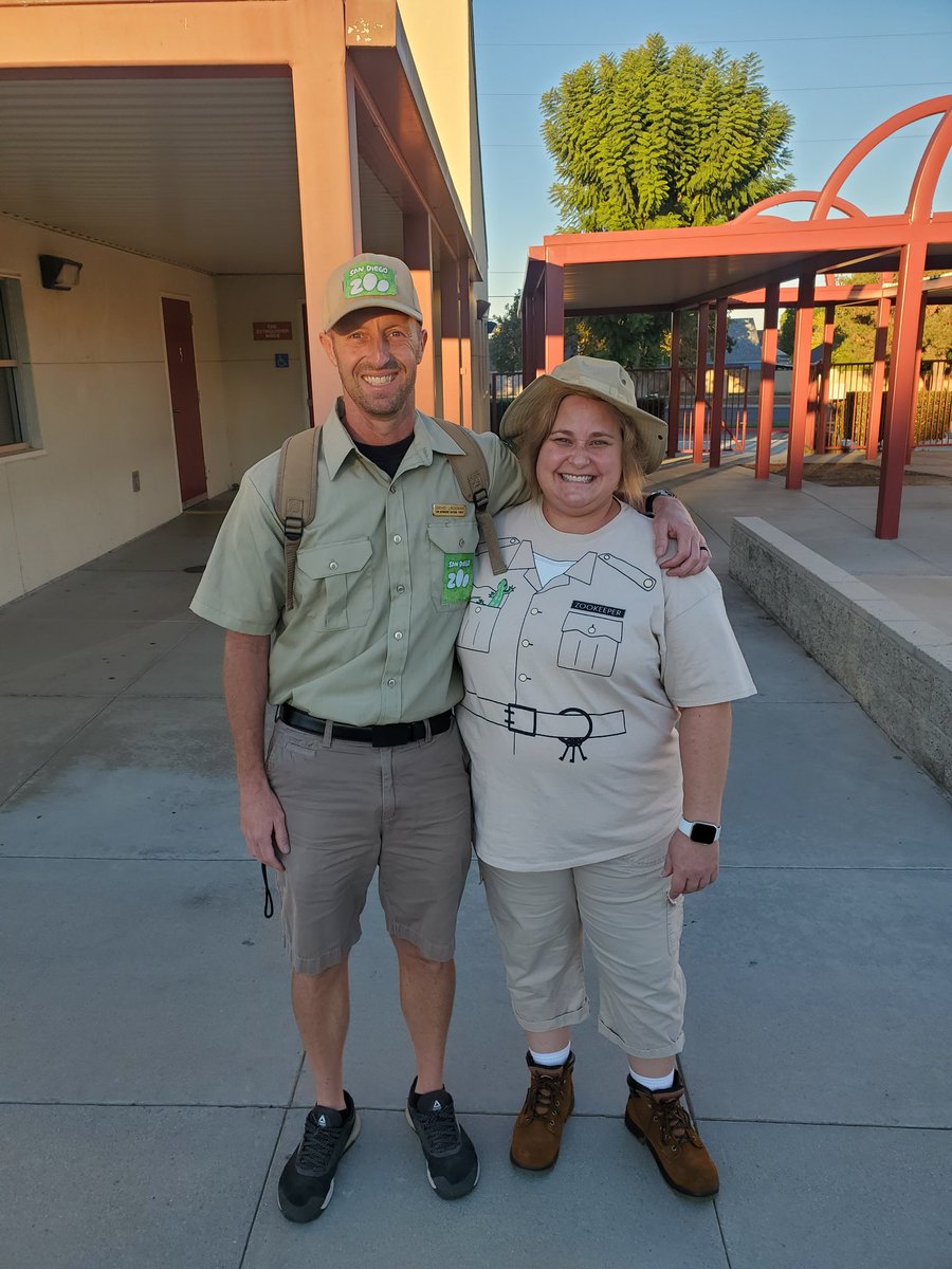 teamtreff's tweet photo. Cooley Fall Parade 2021! RAAD Zoo theme! We asked the students to join us this year! I saw a raccoon, a snunk, foxes, tigers, lions and bears oh my! Such a fun day to be in person enjoying the fun. #teamtreff #cooleypride #cougarspride #RAAD @CJUSDStudentSvc @ColtonJUSD https://t.co/cu8GG72IDK