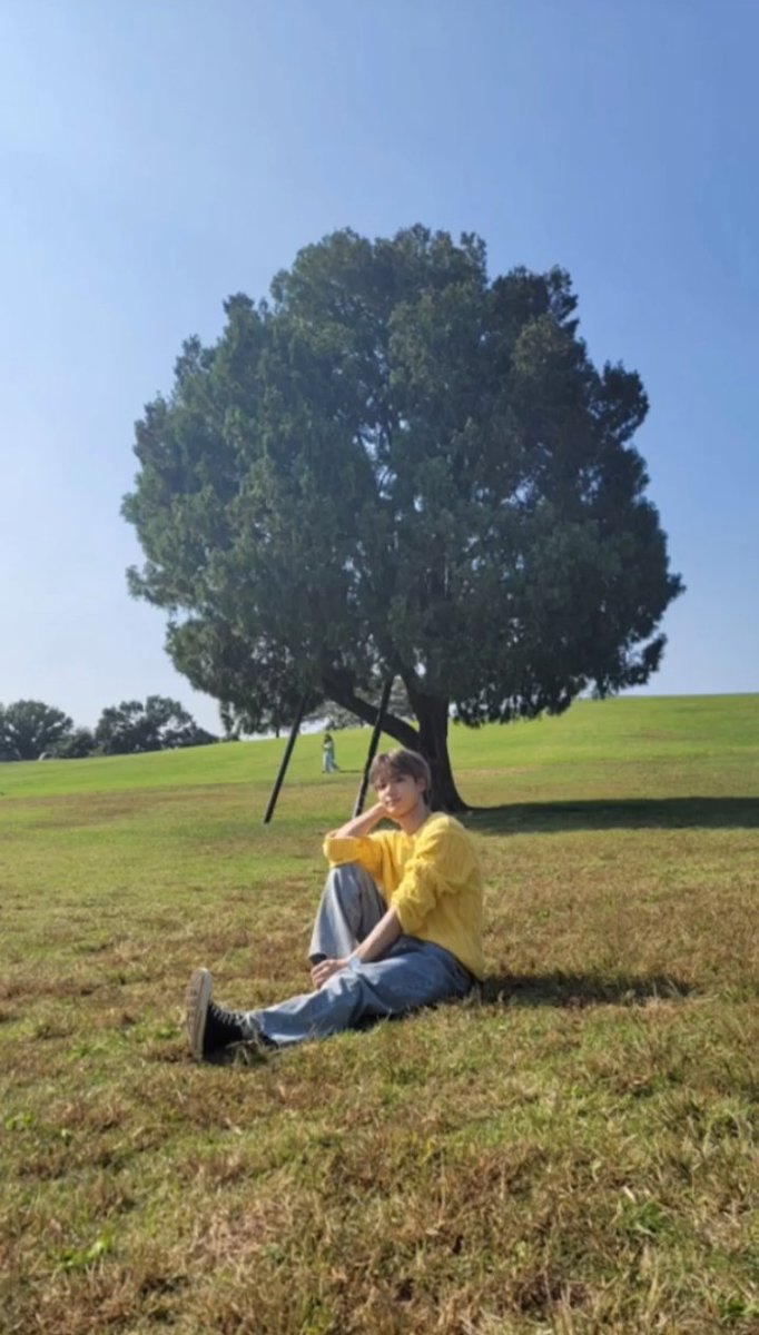 _YOUNGBINNIE's tweet photo. #YellowIsOutNow
#LeeYoungbin #이영빈
#ProudByOn #CIELOGROOVE https://t.co/dlCM43lY5t