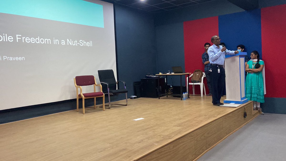 FssugGlug's tweet photo. Another day, another session on software freedom  for CMREC 2 years (AIML,CSE,DS,CS departments)
@me_parzival @SwechaFSMI https://t.co/OeLe9628KJ