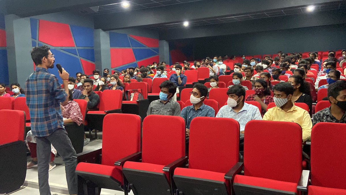 FssugGlug's tweet photo. Another day, another session on software freedom  for CMREC 2 years (AIML,CSE,DS,CS departments)
@me_parzival @SwechaFSMI https://t.co/OeLe9628KJ