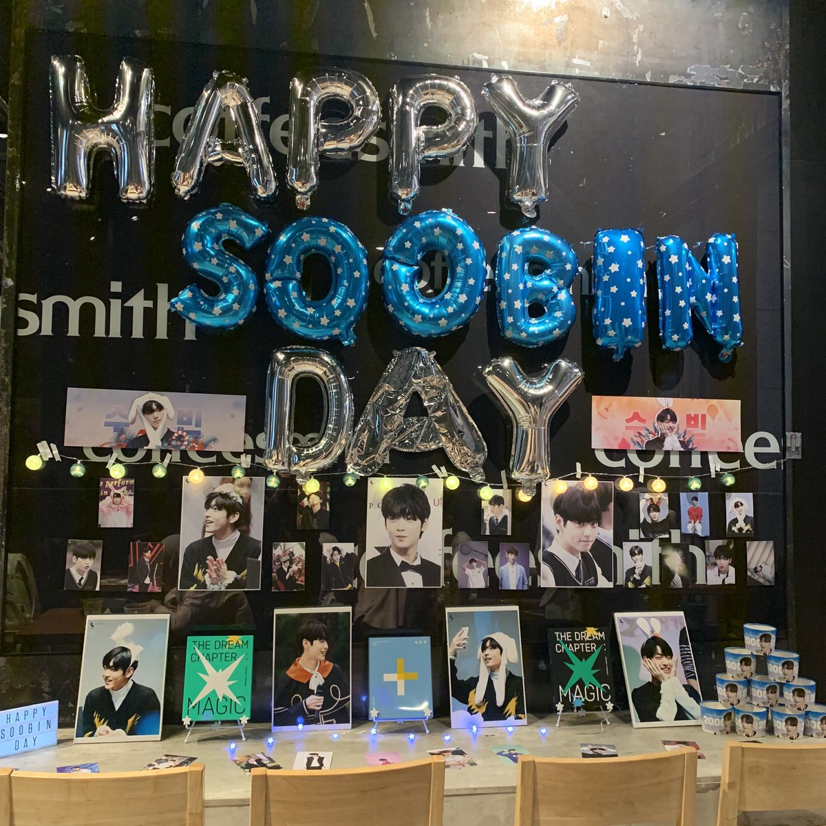 JeonCheYeon89's tweet photo. 4 successful Cafe Events !!!
#JIMINWanderlustinSG #AllureinAutumnSG #ttimecafesg #FIRSTSNOWSOOBINSG @TXT_members @TXT_members https://t.co/34ury0sC5Q