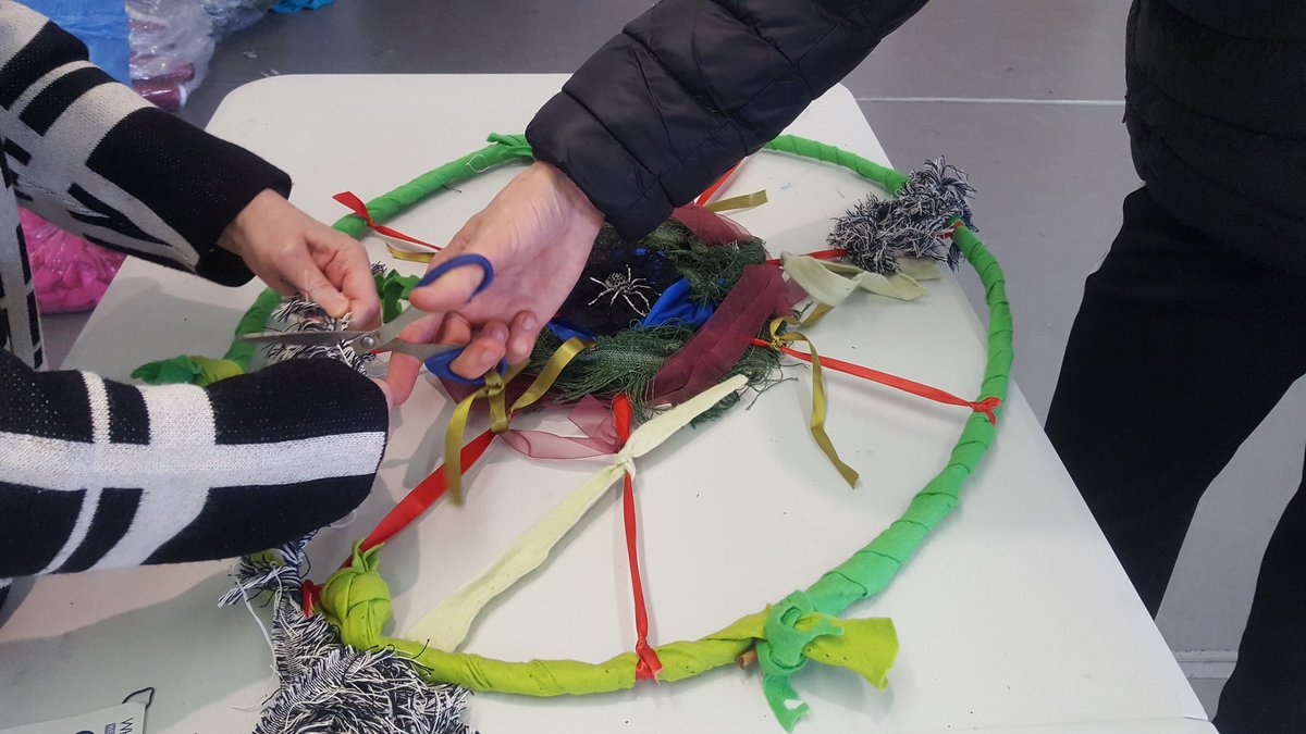 BureauBlackburn's tweet photo. Getting creative today until 4pm @BureauBlackburn with #makecraftlive #craftscouncilat50 #BTBFRINGE2021 
Free drop in workshops creating textile based dreamweavings upstairs and printmaking downstairs. Come and join in. https://t.co/6ZKJaKZfvD