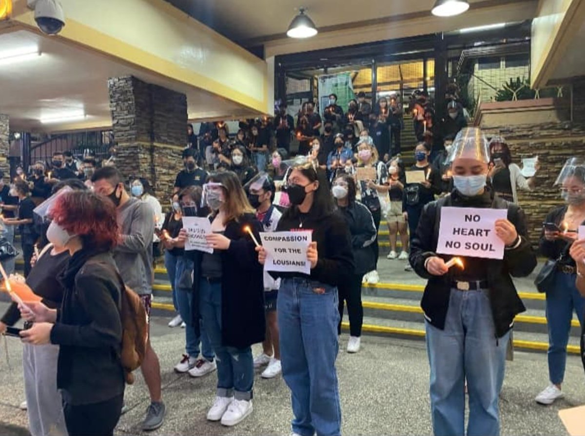 buni_nana's tweet photo. Happening now at SLU main campus 
#Compassionforlouisians
#AcademicBreakNOWSLU https://t.co/vkLwf8NDlV