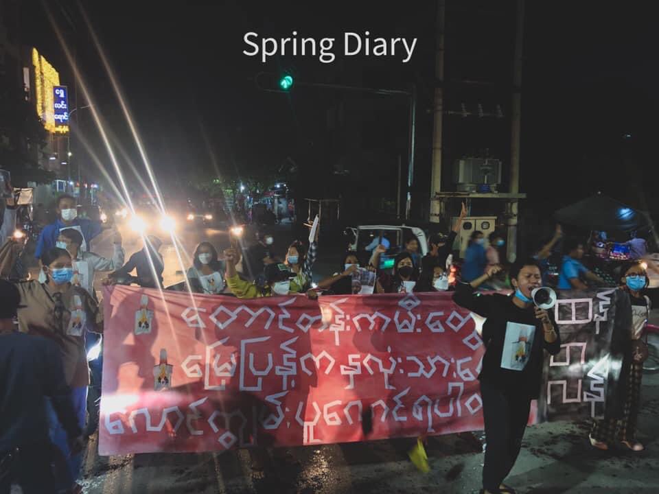 AAeindra's tweet photo. Though SAC forces are imposing stricter security measures, Alliance strike is taking over the streets of Mandalay to protest against the military regime and standing with people of Thantlang. 

#WarCrimesOfJunta
#Oct30Coup  
#WhatsHappeningInMyanmar https://t.co/DVCDF2qX8Z