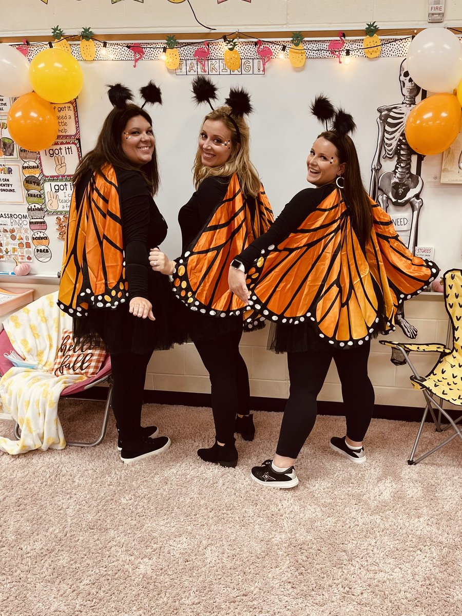 mrs_davis3's tweet photo. Costume Day!! #Halloween #3rdgrade @Wildwood_Tweets 🎃 https://t.co/eelmgXyGPM