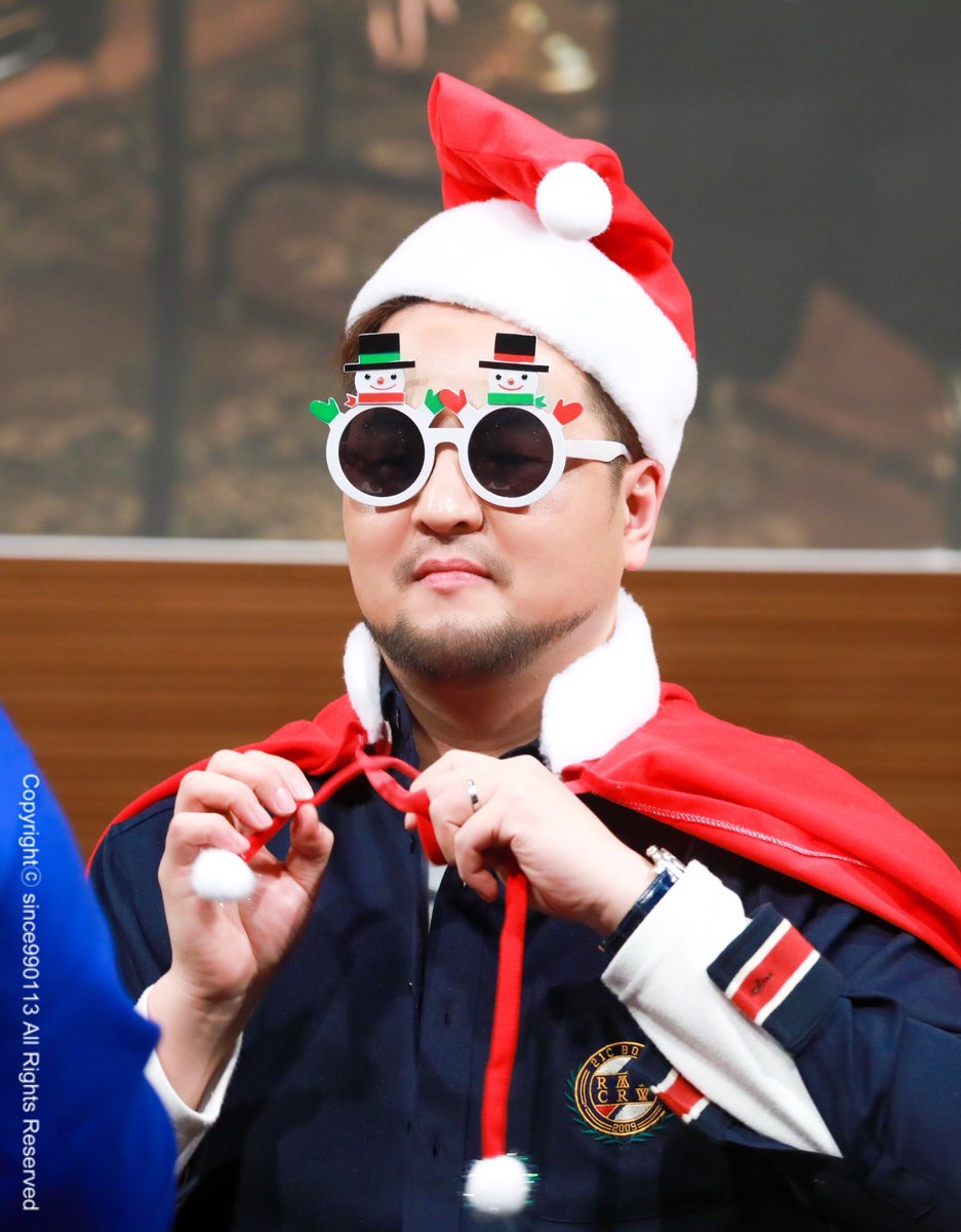 since990113's tweet photo. 이거 크리스마스 용이닼ㅋㅋㅋㅋㅋㅋㅋㅋ
#김태우 https://t.co/MTfunxuyq0