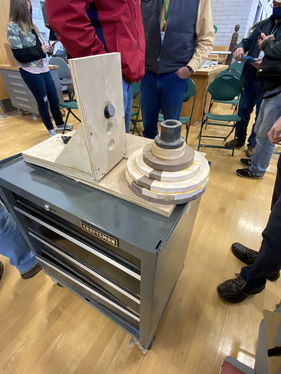 kimsweck's tweet photo. Our own Dan Braun presenting at the SUNY Oswego Tech Conference! #ahsengineering #woodenbowls #segmentedbowls #woodshop #techeducation #CTE https://t.co/pWkMd0umlH