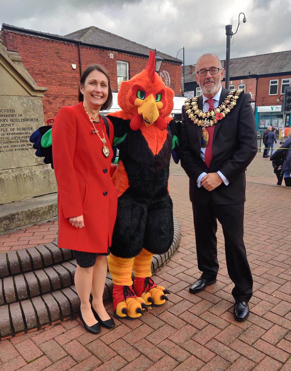 SandersChiggen's tweet photo. Met the mayor and lady mayoress of Stockport today to celebrate Houldsworth clocks 101st birthday! ✨ https://t.co/lQopAog5yO