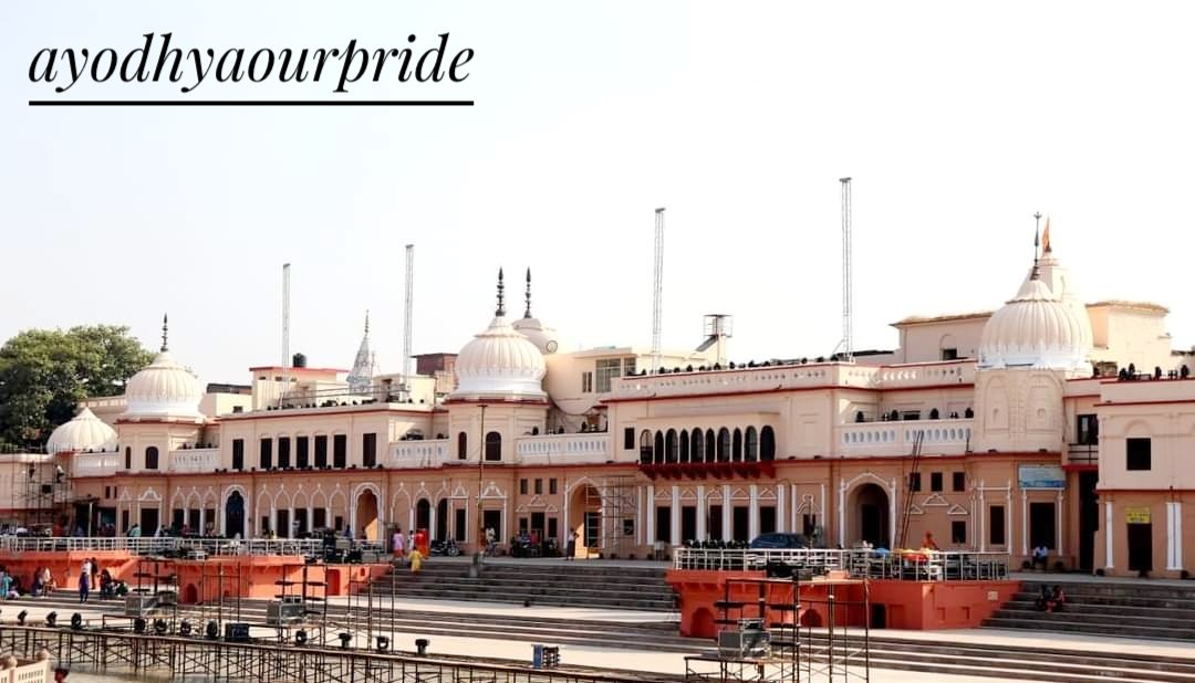 AyodhyaOurPride's tweet photo. दिव्य दीपोत्सव 2021 के लिए सुसज्जित होती अयोध्या नगरी
Follow-- @AyodhyaOurPride
#deepawali2021  #deepotsav2021 #ayodhya  #दीपोत्सव2021 #ayodhya_our_pride #अयोध्याधाम_जी #दिव्यदीपोत्सव #ayodhyadipotsav  #ramkipaidi #AyodhyaRamTemple #Ayodhyatemple #Deepotsav2021 श्री हनुमान https://t.co/nNqg4oYYrY