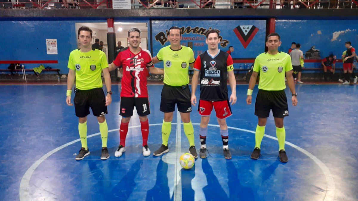 CAMPEONATO DE PRIMERA DIVISIÓN "D" FUTSAL 2021
ZONA DESAFILIACIÓN.
Fecha 7
El Trico cayó como local 2 a 6 contra Villa Malcolm, segunda caída consecutiva del equipo de campana. 
<a href="/camareromartin/">Martín Camarero</a>
<a href="/afa/">AFA</a>
<a href="/pasionfutsal/">Pasión Futsal</a>
<a href="/adostoquesfut/">A Dos Toques Futsal</a>
#SomosAdrogué  
#VamosNosotros 
#PrimeraD 
💙🖤❤