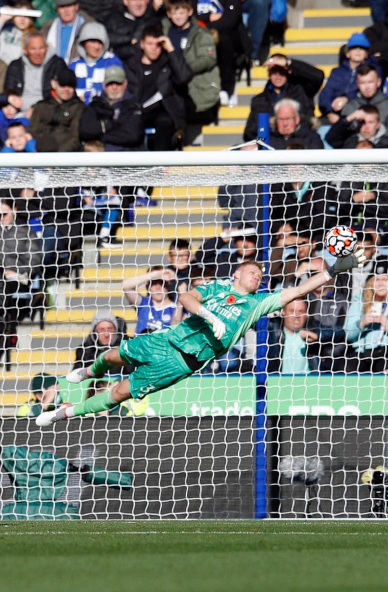 gunnerblog's tweet photo. Look at this. @AaronRamsdale98 https://t.co/4eZjK5UJPr