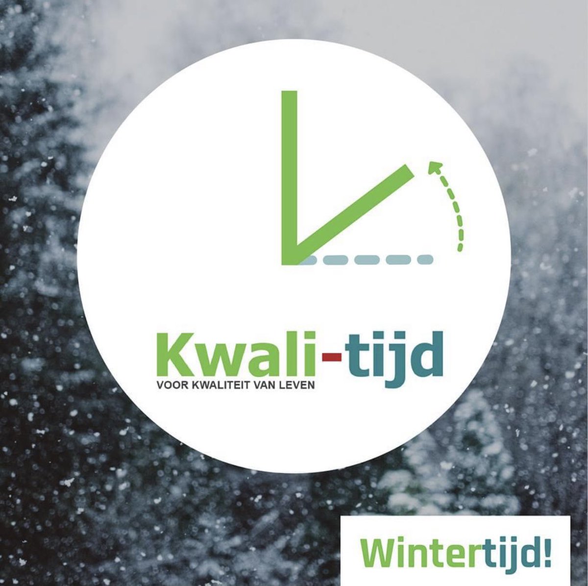 Kwalitijd_nu's tweet photo. Vannacht gaat de wintertijd weer in! Vergeet niet om uw klok een uur achteruit te zetten. Als tip geven wij u mee: In de winter gaat het weer achteruit, dus de klok gaat ook een uur achteruit! 

https://t.co/5wfXYI9d4M https://t.co/EBj8YWMAbP