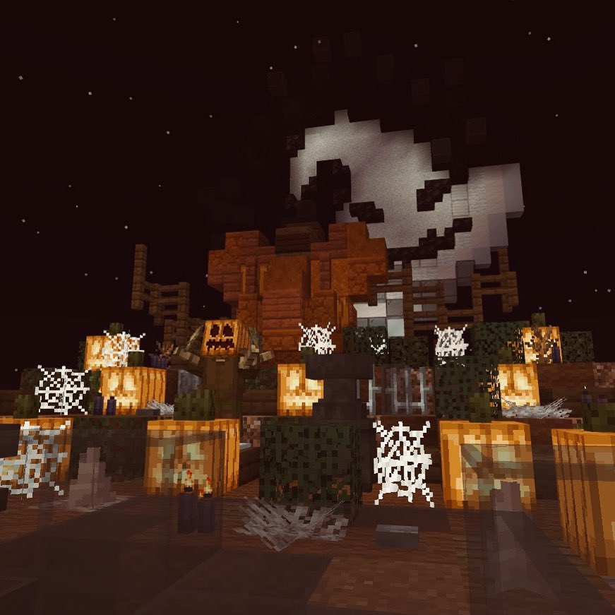 _WorldOfColor_'s tweet image. Happy Halloween everyone from our family to yours, hope to see you all on the server next year! 🎃🍂🍬

#Happy Halloween #Hallowe'en #halloween2021 #Halloween #Minecraft #disney #Disneyland #DisneyParks #DisneyWorld