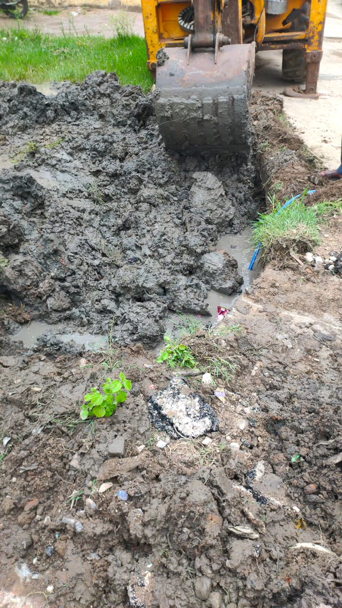 CVO_HMWSSB's tweet photo. Then necessary criminal cases maybe registered against the said people.

Hon'ble @GMRMLAPTC
@hmwssbgmom15

4/4 https://t.co/BIhtL6vaEh