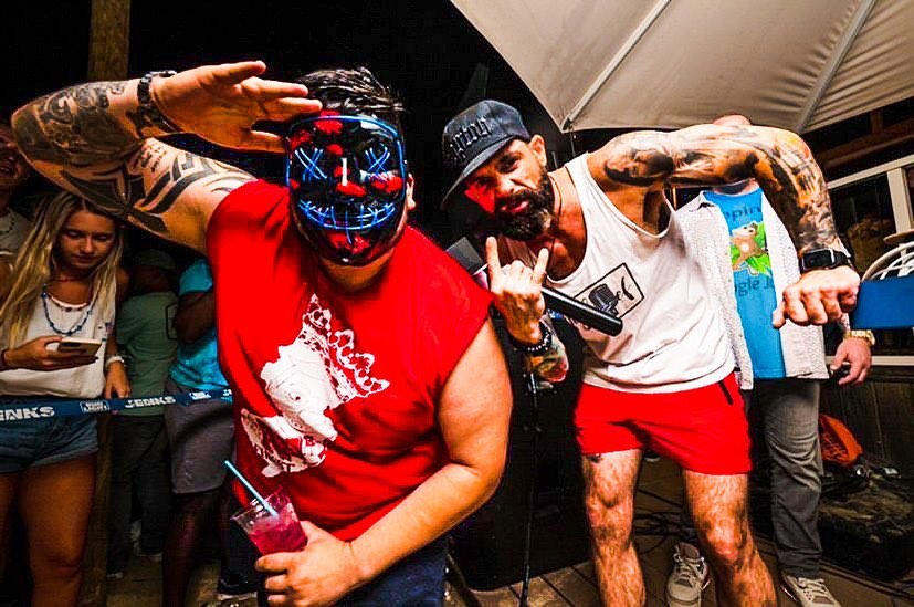 TobiasEats's tweet image. Who’s Ready For A 🔥 #HalloWeekend 🎃 for now here’s a pic of @tobiaseats &amp;amp; @djhighdef drinking @jerzeyjungle &amp;amp; #SendingIt 👻🍷
Where Are You Gonna Be At This Weekend !?
Comment Below ⬇️ ⬇️⬇️⬇️⬇️
