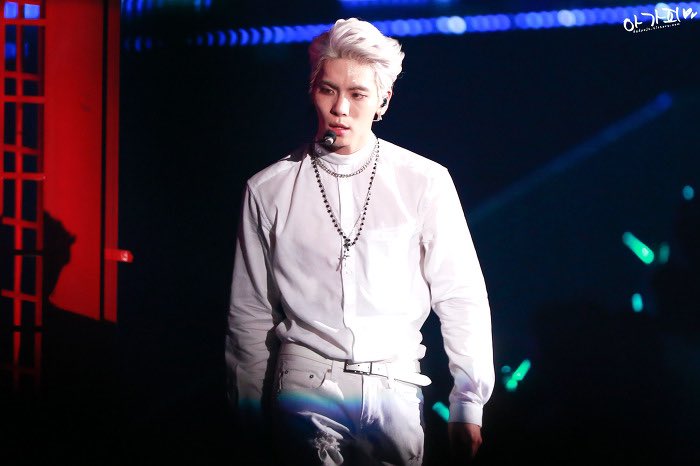 wordsbyjjong's tweet image. “I&apos;m the kind who dislikes changes.”

cr: cosmicsticks