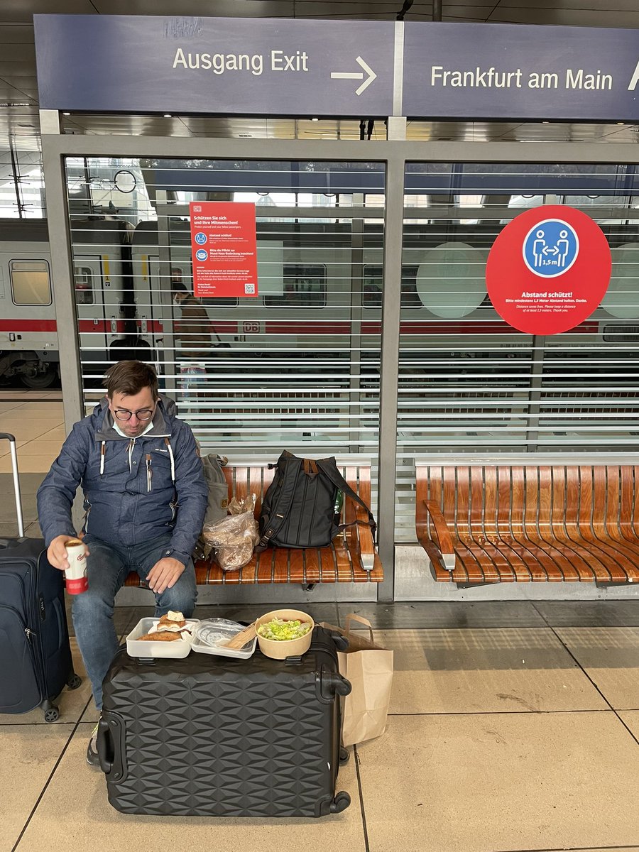 Slovenia in UK tweet media