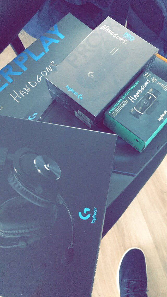 Stylé l’accueil merci <a href="/LogitechGFrance/">Logitech G France</a> pour les travaux 🥰