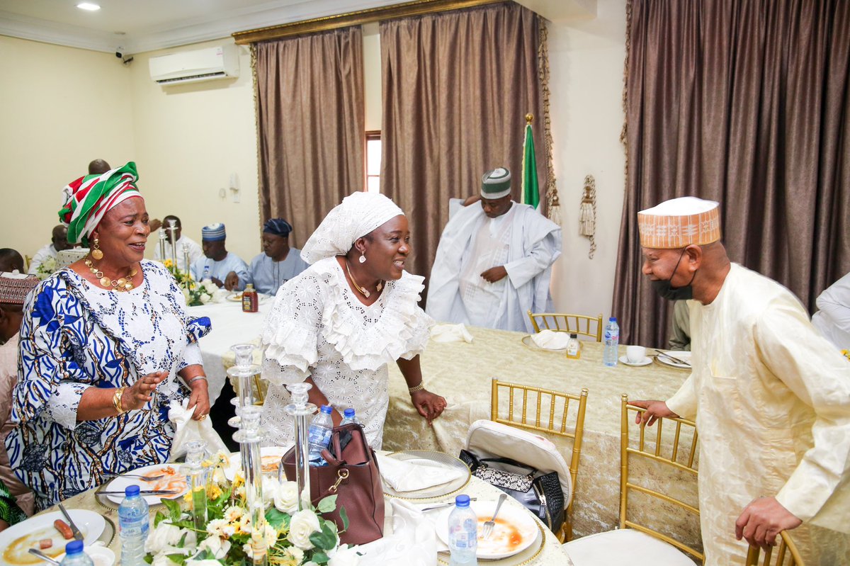 bukolasaraki's tweet image. This morning, I hosted all the Kwara State delegates to the #PDPConvention at my home for breakfast.

#PowerToThePeople!