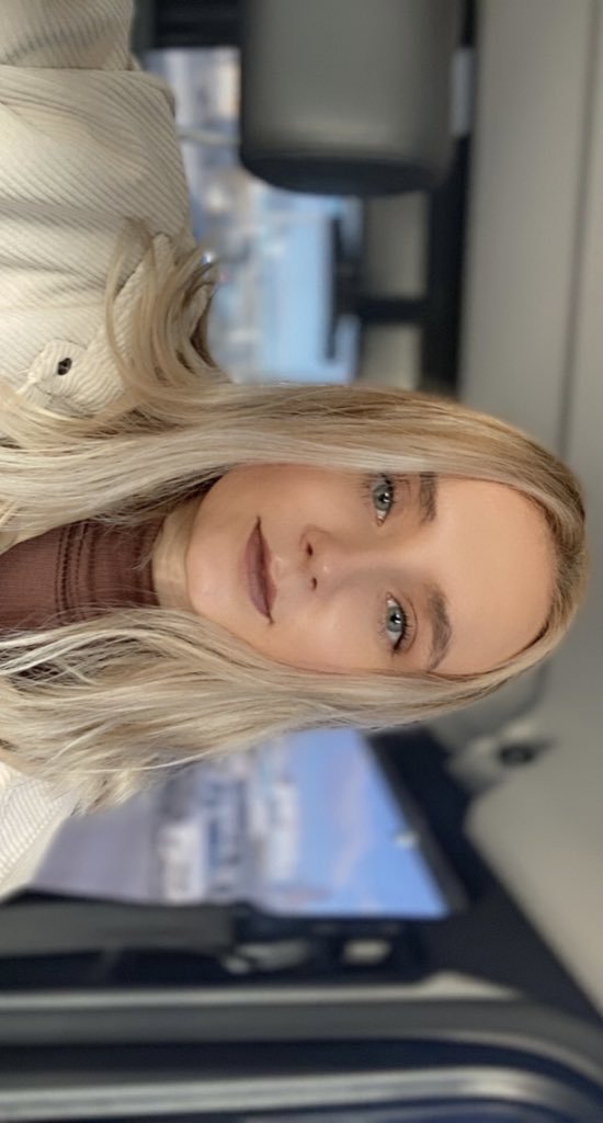 tasyromanova's tweet photo. Идеальный солнечный день для селфи 🥰 https://t.co/i2seUF8kBK