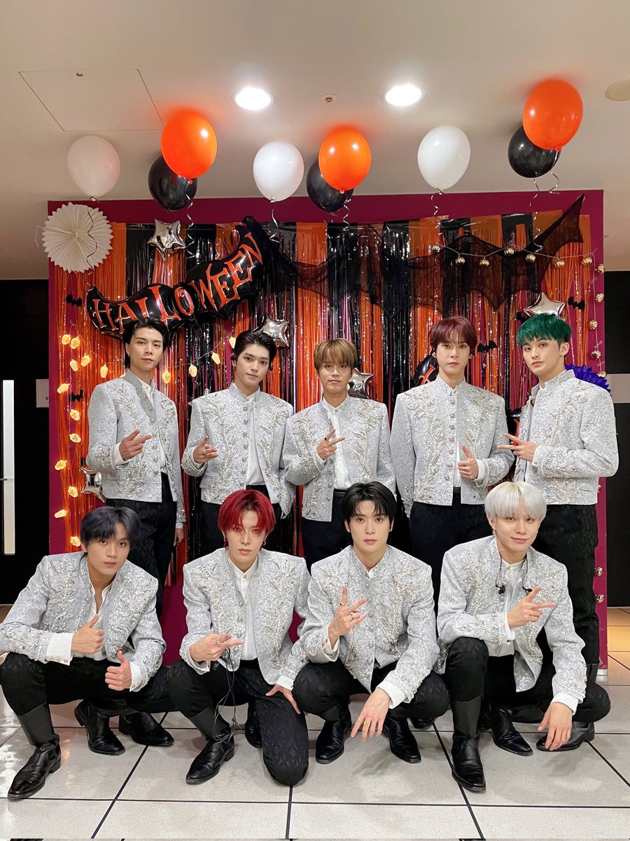 ᅠ
Hello Halloween!
ᅠ