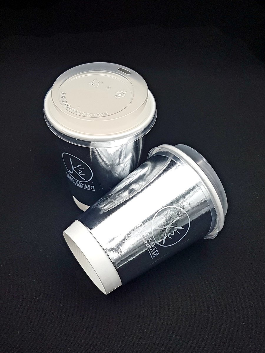 GoldenCupKSA's tweet photo. #ERIC_KAYSER
صنف مميز
خامة فضية مع بصمة
١٠٠% منتجات سعودية
Made in KSA 100%
Production of
#Golden_Cup_Factory
إنتاج #مصنع_الكوب_الذهبي
#صنع_في_السعودية
#موسم_الرياض
#كافيهات_السعودية
#مطاعم_السعودية
#Packaging
#مصانع_السعودية
#أكواب_ورقية
#paper_cup https://t.co/UClJmjJXoF