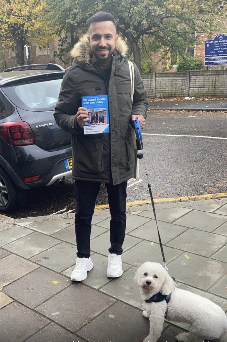 Our brilliant <a href="/HasAhmed_/">Has Ahmed</a> this morning in Bridge #BridgeStayingBlue2022