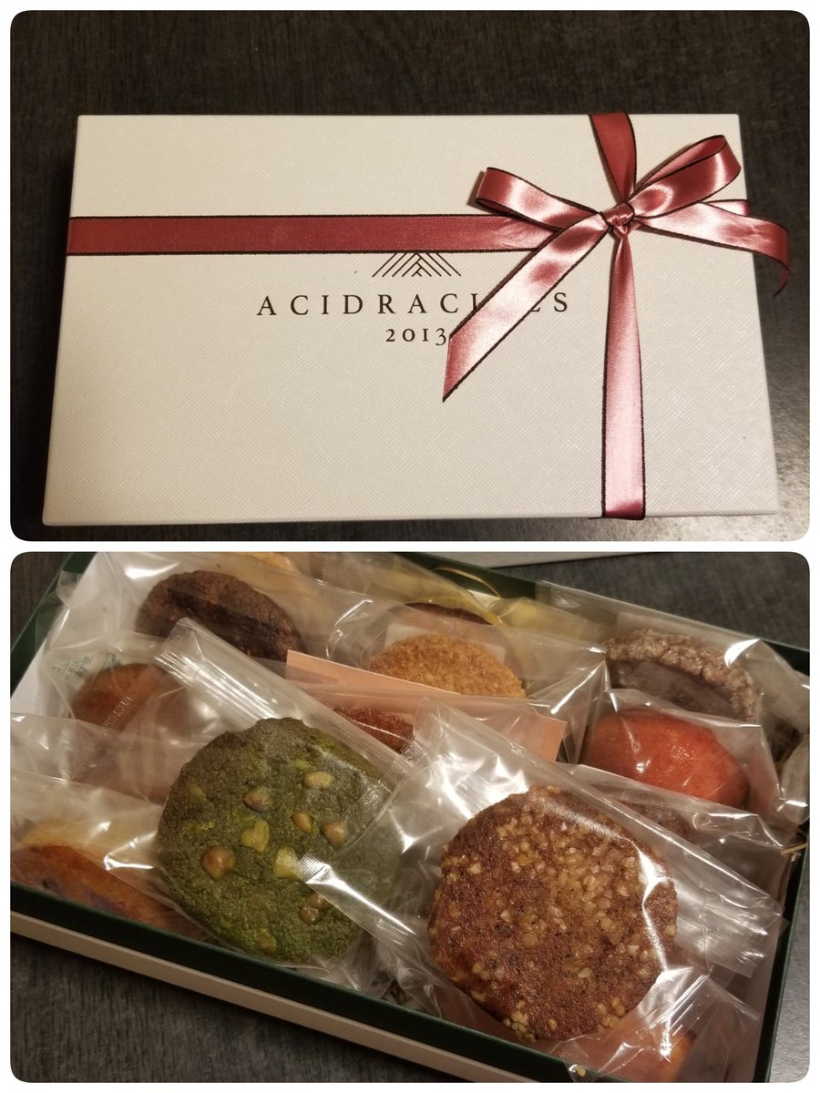 cUDmlXRUfdK6l5X's tweet photo. ｷﾀ━(ﾟ∀ﾟ)━!
これまた
ｷﾀ━(ﾟ∀ﾟ)━!
ACID RACINESさんの
焼き菓子詰め合わせ💕
Tさん
満腹なのに
２個食べてしもぅたよぅ💦
仲間🐖に
引き入れるのやめてー🤣
今日は色々と
ありがとうございました💕

#ACIDRACINES https://t.co/QmBDBK5Jvz