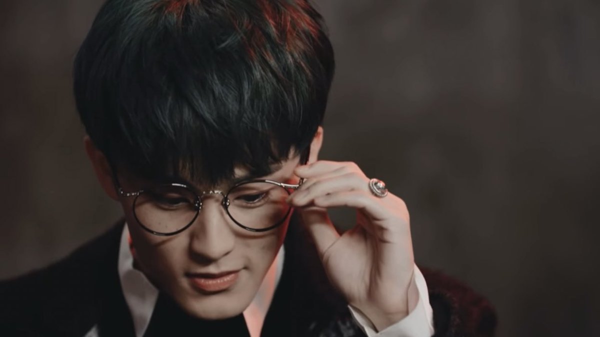 มาร์ค, อายุ 804 ปี, เกิดที่แคนาดา, ผู้ไม่เคยสัมผัสความรัก