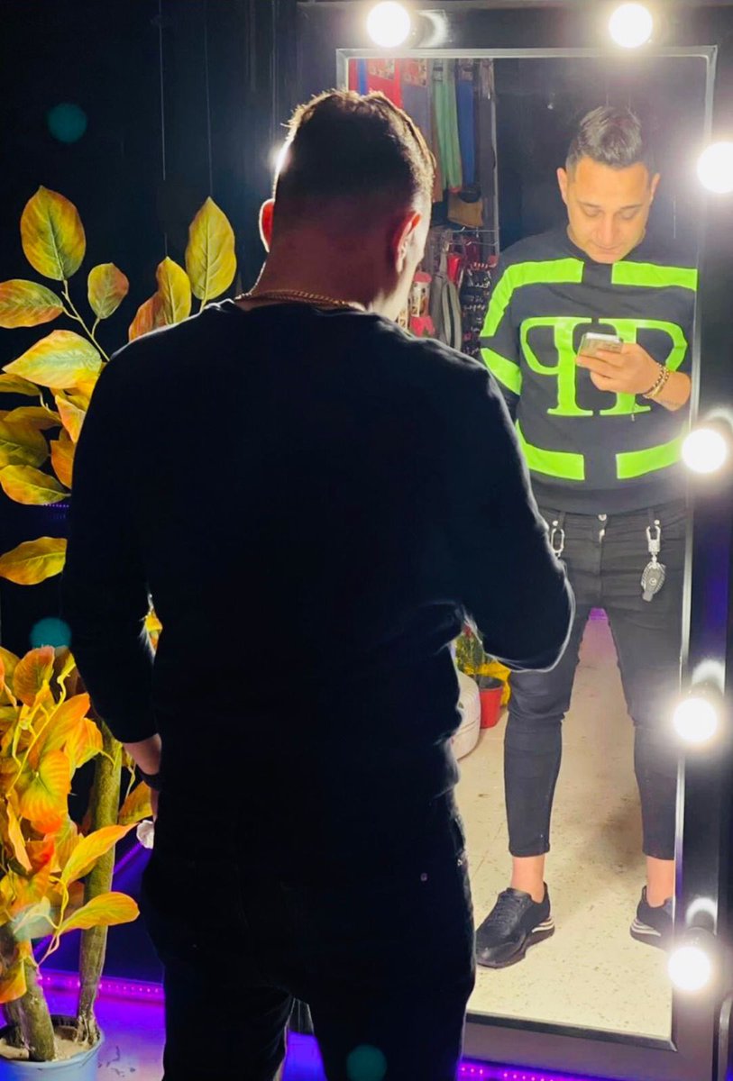 هختار ٣ من الناس ال هتعمل لايك+ريتويت ع الصوره دي وهكسبهم تيكت للحفله بتاعتي يوم ٤-١١🔥🔥