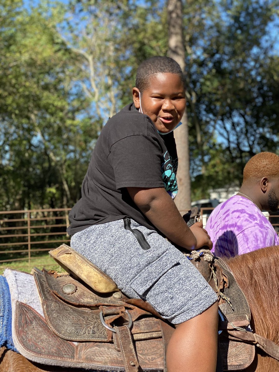 Ashford Elementary HISD tweet media