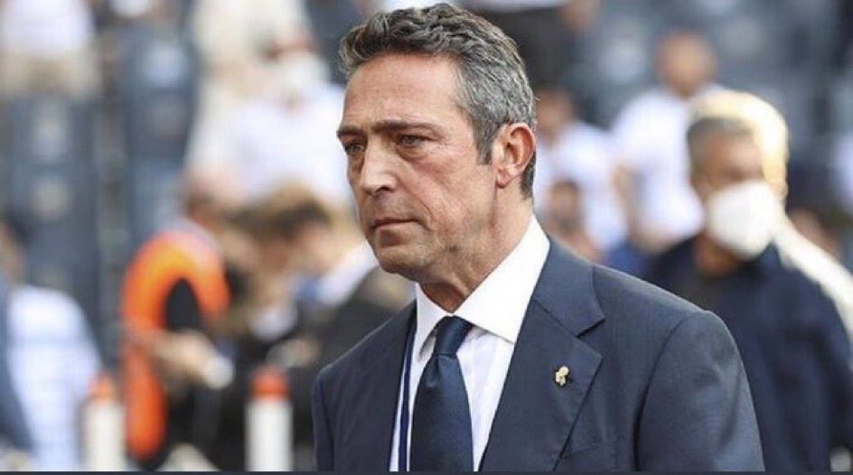 Yedirmeyiz seni Ali Koç başkanım, Süper Lig'de olmuyorsa takımı 1. Lig'e düşürür orda şampiyonluğu bu taraftara yaşatırsın...

#KNYvFB