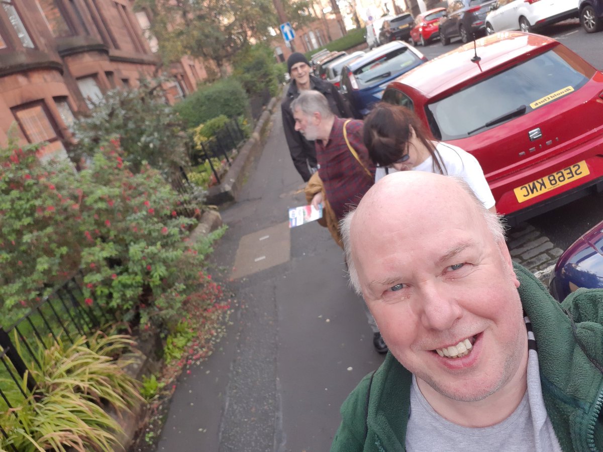Kenny4PartickKd's tweet photo. Fantastic work in Partick today by the @SNPKelvin #activeSNP team #ReferendumForRecovery #ScottishIndependence14 #SNP4Glasgow https://t.co/C1cBJdTsTq