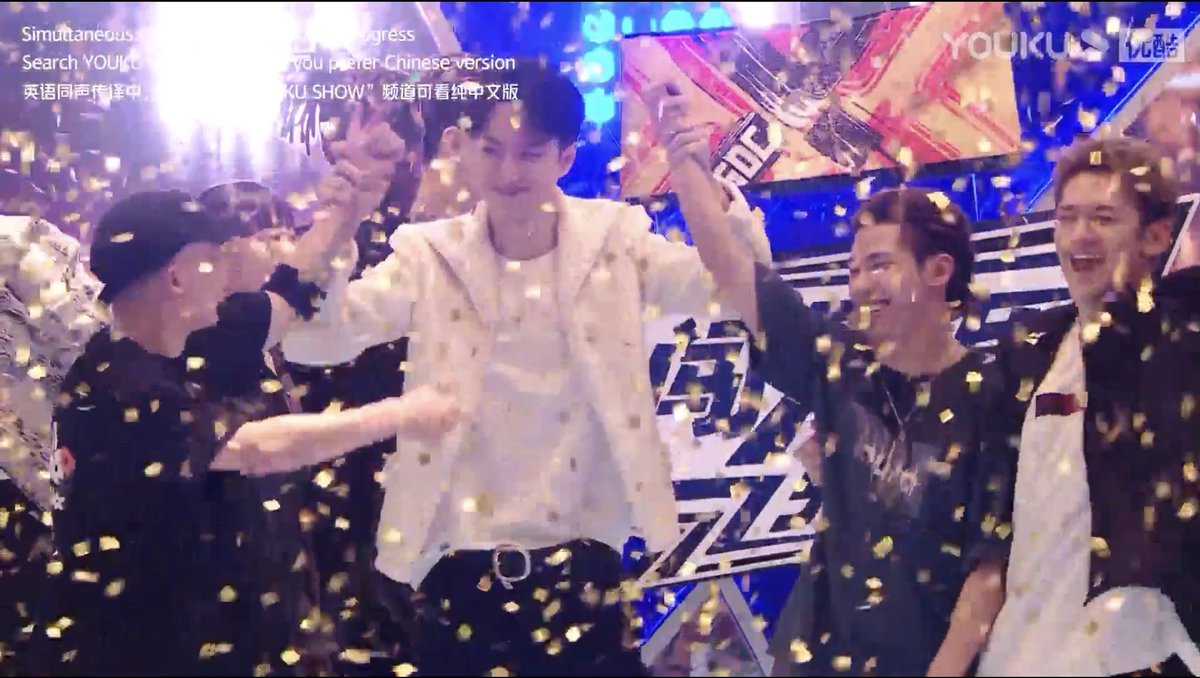 Congratulations my beautiful people!! captain Yibo with his champions!! #CaptainYiboSDC4Final #CaptainYiboSDC4 #StreetDanceofChinaS4