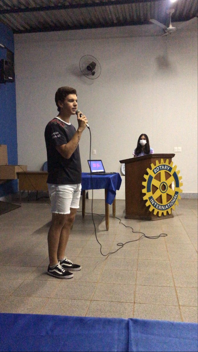 interactpb's tweet image. Na noite do dia 27/10, nós do Interact Club de Pereira Barreto realizamos o Concurso Interno de Oratória do Ano Rotário 2021-22.

Agradecemos à todos os nossos sócios que participaram do concurso, e gostaríamos de parabenizar o companheiro Gligor pelo 1° lugar!