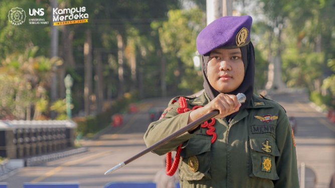 akuncrying's tweet photo. bi abi keluar deh lo, cepet klarifikasi. sebel bgt liat muka lo, tipe komuk yg kalo di tongkrongan sok asik, sok paling keras

#JusticeForGilang 
#BubarkanMenwaUNS https://t.co/KD2N6HZwdE