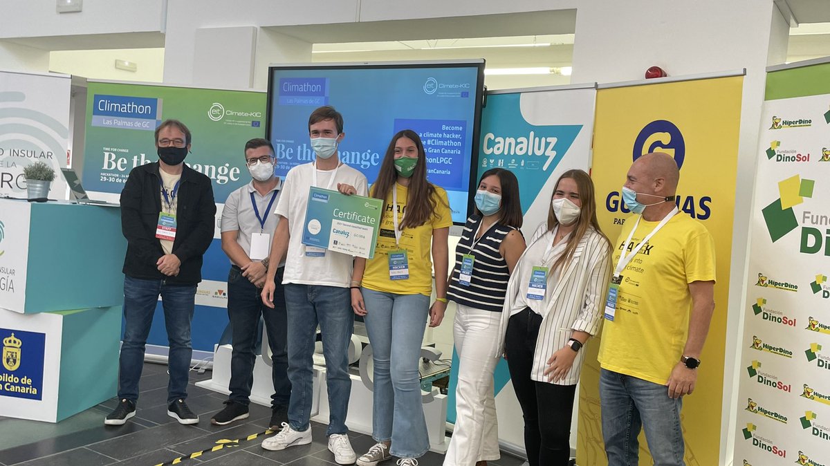 ClimathonGC's tweet photo. 2 premio 🥈 #GC006 @HeidelVerde 
Gracias a Canaluz por colaborar con el premio. https://t.co/MmroEuifJ7