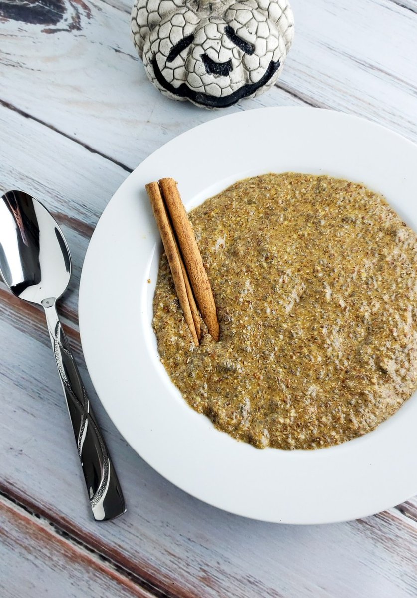 theJordAnomaly's tweet photo. If you're craving oatmeal but can't have oats, this grain-free, gluten-free Maple Pumpkin Spice “Noatmeal” is an easy, tasty fall dish! Full of fiber, with a #keto friendly option as well!
https://t.co/FIZQPU3Xfj https://t.co/xrEyphZ6zo