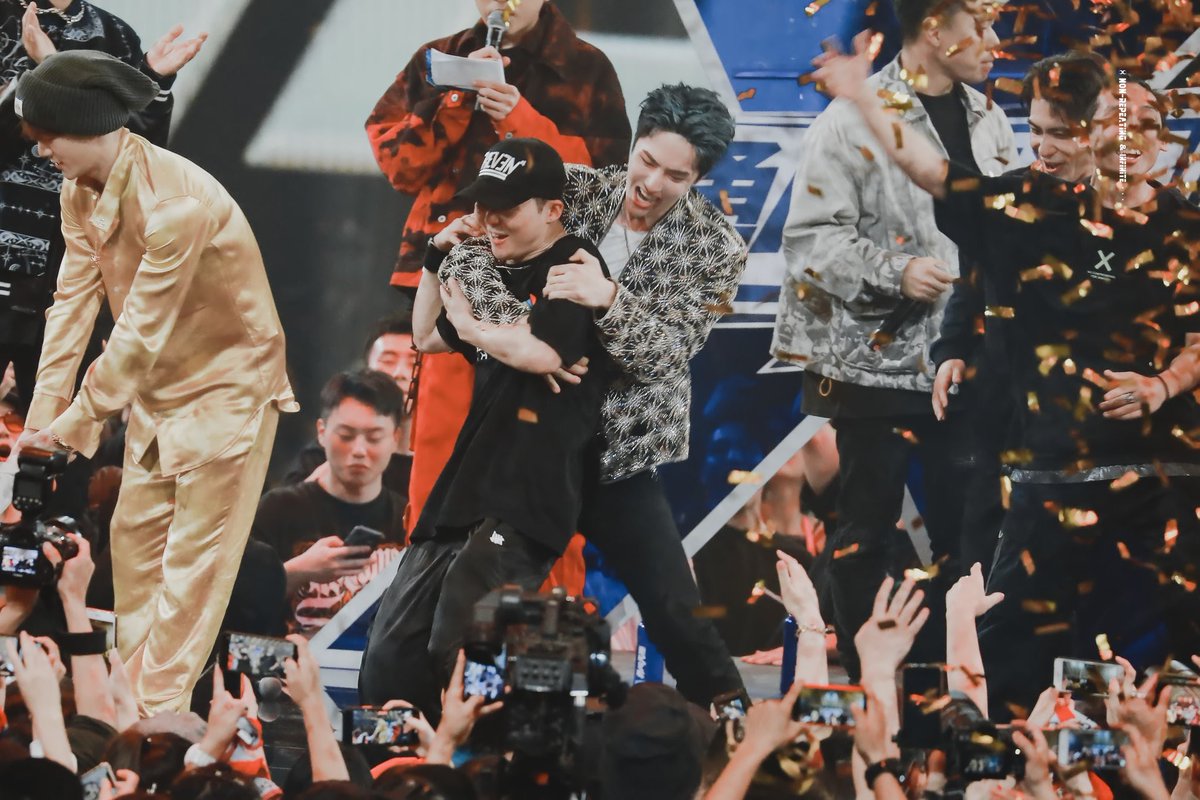 wxyzybxz's tweet photo. Captain wang yibo with his 一波王炸 boom team, winning SDC3 &amp; SDC4! 

2020 yangkai.              2021 yeyin. https://t.co/XJnb3ZChU9
