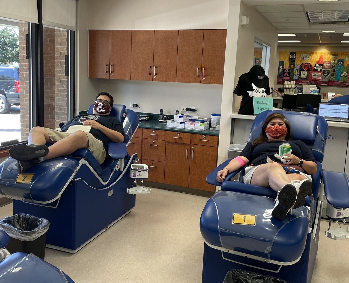 MarisaMir's tweet photo. If you’re going to lose a little blood around Halloween, let’s hope it’s for a good cause.🩸 

Sign up to donate and help fill a critical need. https://t.co/Su56eaSuPN #EndCancer https://t.co/OugFLNf9co