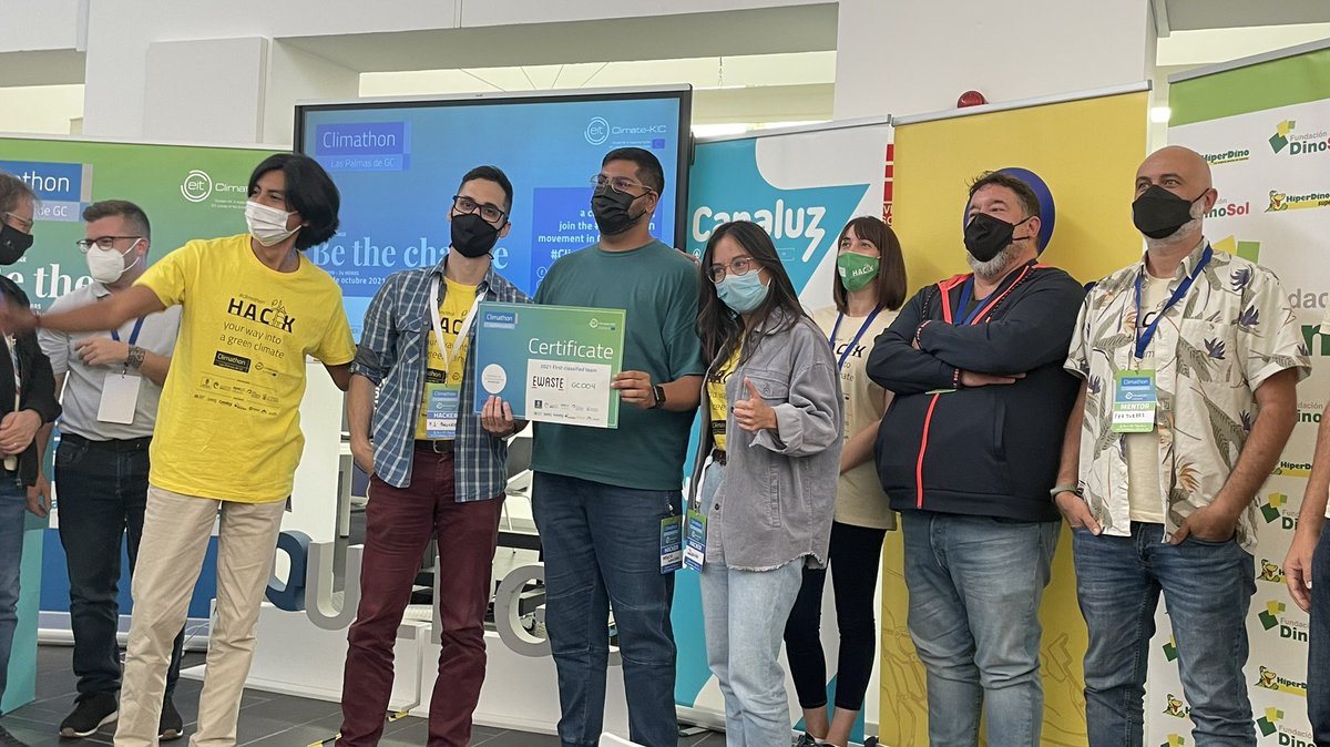 ClimathonGC's tweet photo. 🔹1 premio 🥇 al equipo #GC004 con el proyecto Bioreact
Gracias a @ewastecanarias por la colaboración en el premio.
#Climathon #climathon #climathon2021 https://t.co/FTy1gCG1OG