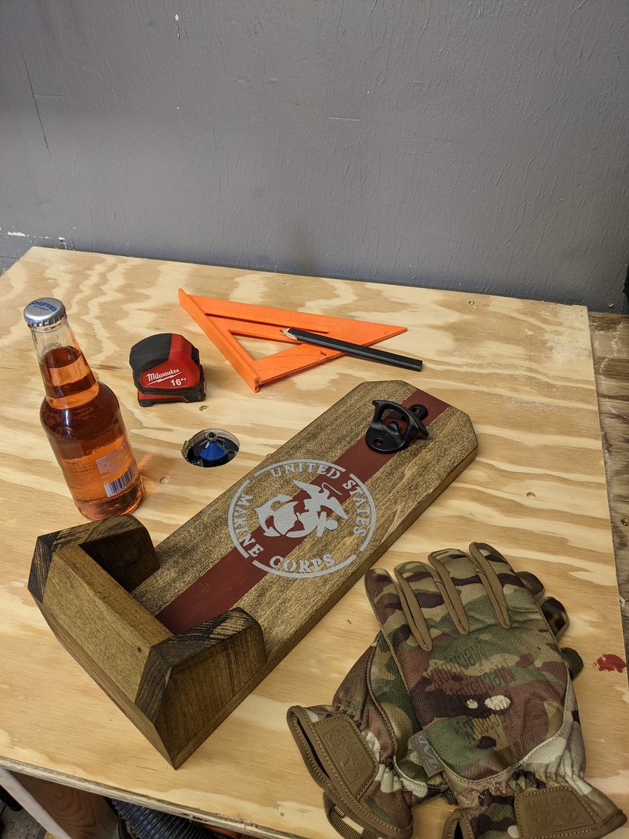 InvictaWoodwrks's tweet photo. #beer30 time with this new #custommade #USMC #bottleopener . I'll be offering 15% off for all active military or veterans starting at 5pm today.

#getsome
#homedecor https://t.co/ZnfKvVQ0tA