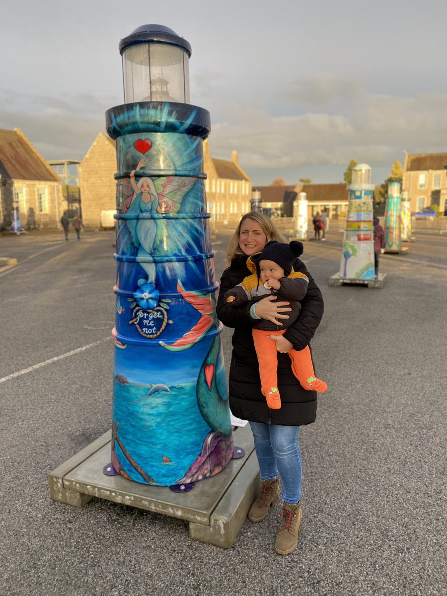 James the giant pumpkin and I feeling very inspired to paint after visiting the farewell @lightthenorth tour, love this venture. Well done <a href="/CLANnow/">Clan Cancer Support</a>