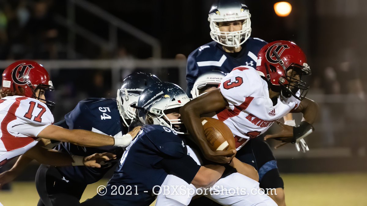OBXSportShots's tweet photo. Photo Gallery Added - Currituck @ First Flight - Knights (5-5, 4-3) spoil Nighthawks (3-6, 2-5) Senior Night with 36-14 win in final regular season game for 2021.  Follow the link to view game photos:  https://t.co/0CvPyAQ7zi https://t.co/jIwwHs9Z0b
