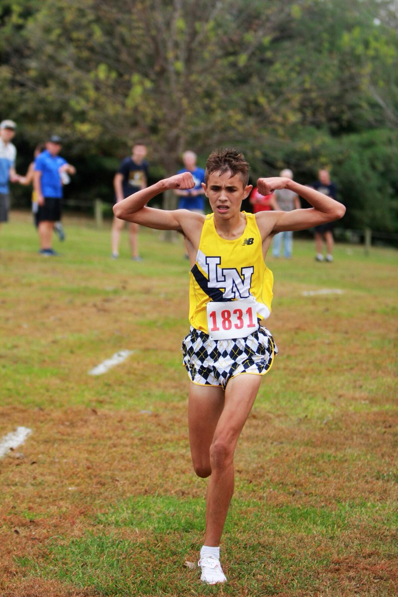 CoachKirwan's tweet photo. SCHOOL🦅HISTORY!…Gotta be!…@lneaglexc goes 1-2 in the MSHSAA Class 5 District Championships! 🏃♂️Sage Wilde (1) & 🏃♂️Ethan Lee (2)…Geez, gotta be “School History”. Congrats boys on leading your team to decisive 1st Place Finish! You’ve #EarnedEverything .💯 https://t.co/N5szGuZqy5