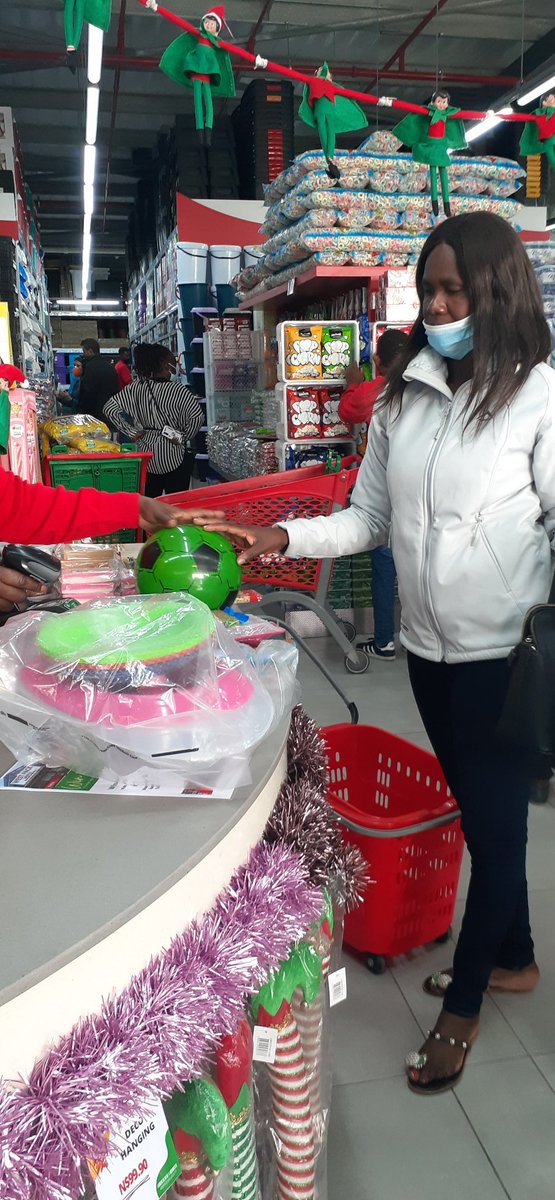 MpingeFenni's tweet photo. @westpackstores My Saturday shopping https://t.co/yGG3CzUZdW