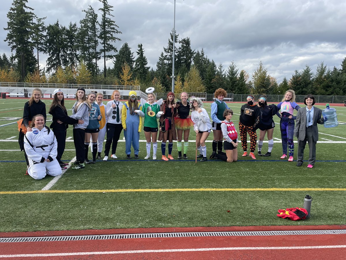 Don’t let the costumes trick you! These ladies are ready for PLAYOFFS! BLHS vs Kelso today @ 10:30! Go Panthers!!! ⚽️🐾 <a href="/BLHSInformation/">Bonney Lake High Sch</a> <a href="/SumnerSchools/">Sumner-Bonney Lake School District</a>