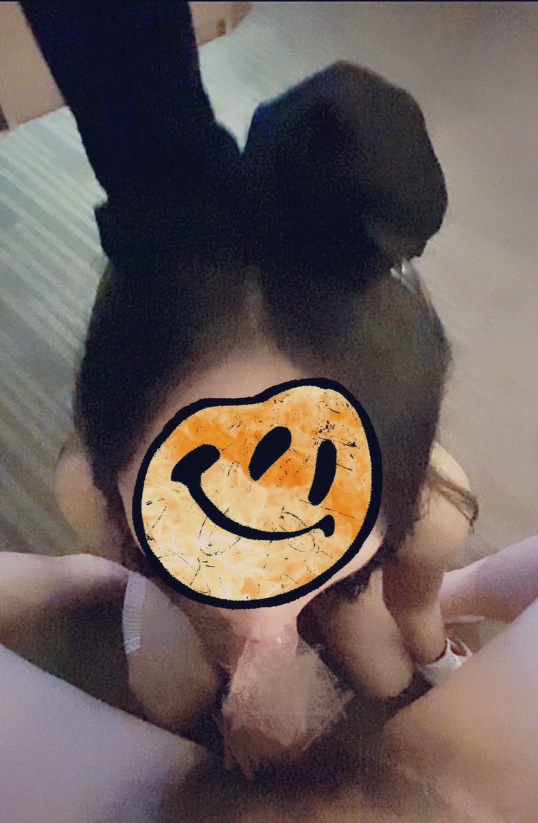 身為一個重度口❤️愛好者
L想對每位願意服侍男人的女神們
致上最大的respect🤜🏻🤛🏻
這不單是身體上的舒服
更是心靈與視覺上最大的饗宴🤤🤤

有N真好💚💛🧡